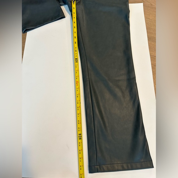 7 For All Mankind Faux Leather Pants NWT - Picture 11 of 14